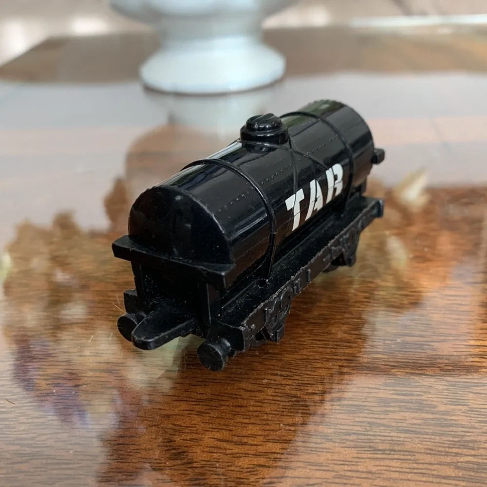 Tar Thomas The Tank Engine & Friends 1993 Britt Alcroft Limited Train Toy Ertl